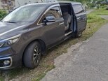 Kia Carnival-7