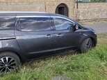 Kia Carnival-9