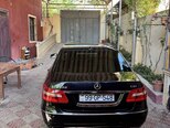 Mercedes E 220-2