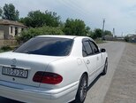 Mercedes E 200-7