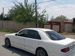 Mercedes E 200-2