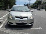 Toyota Auris-1