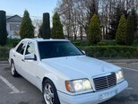 Mercedes E 220-2