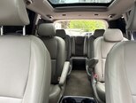 Kia Carnival-6
