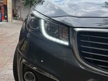 Kia Carnival-13