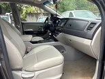 Kia Carnival-4