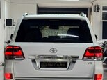 Toyota Land Cruiser-17