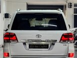 Toyota Land Cruiser-16