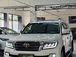 Toyota Land Cruiser-6