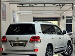 Toyota Land Cruiser-24