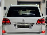 Toyota Land Cruiser-22
