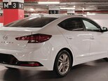 Hyundai Elantra-8