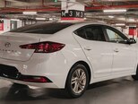 Hyundai Elantra-10