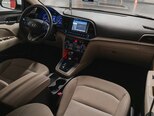 Hyundai Elantra-13