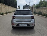 Hyundai Venue-6