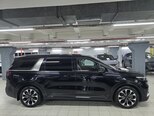 Kia Carnival-4