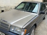 Mercedes 190-5
