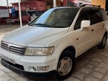 Mitsubishi Chariot-4