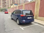 Opel Zafira-4