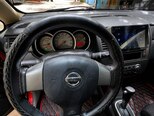 Nissan Tiida-4