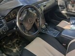 Mercedes E 220-9