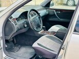 Mercedes E 240-4