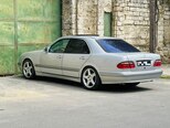 Mercedes E 240-8