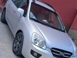 Kia Carens-5