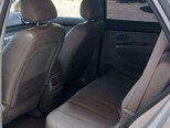 Kia Carens-12