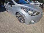 Hyundai Elantra-2
