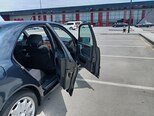 Mercedes E 200-11