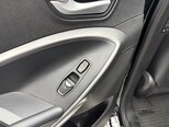 Hyundai Santa Fe-18