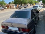 Mercedes 190-5