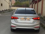 Hyundai Accent-8