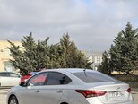 Hyundai Accent-2
