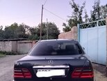 Mercedes E 290-2