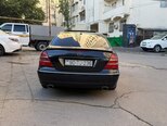 Mercedes E 270-4