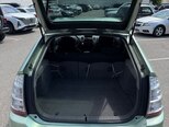 Toyota Prius-12