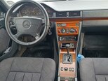 Mercedes E 220-10