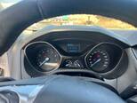 Ford Focus-19