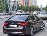 Hyundai Sonata-5