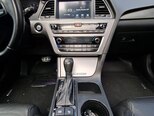 Hyundai Sonata-11
