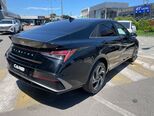 Hyundai Elantra-11