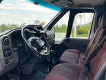 Ford Transit-12