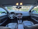 Hyundai Elantra-17