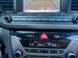 Hyundai Elantra-18