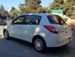 Nissan Tiida-6