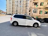 Kia Carnival-4