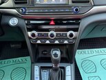 Hyundai Elantra-15