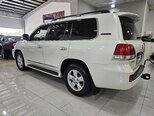 Toyota Land Cruiser-5